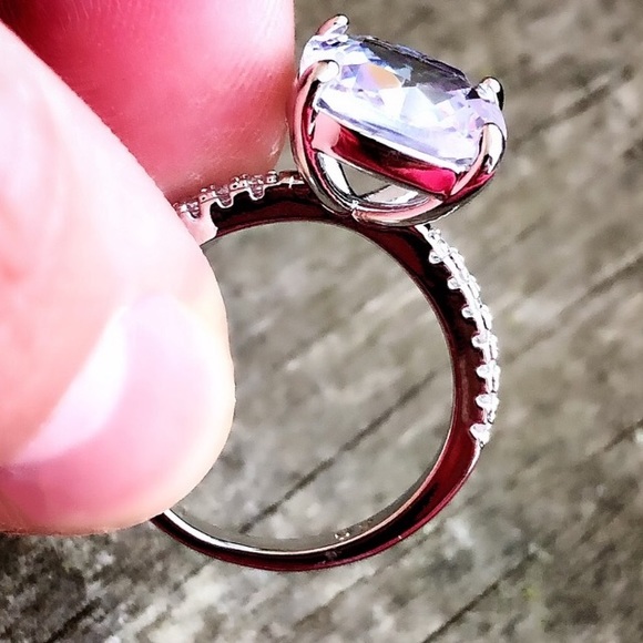 Large 5.62ct Cushion Cut Solitaire Zircon Diamond Ring With Zircon Diamond Band - Picture 6 of 10